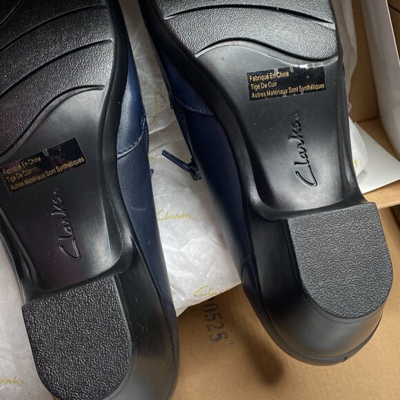 Clarks Ingalls Twist Ankle Boot Size 9.5N Navy - Picture 5 of 10